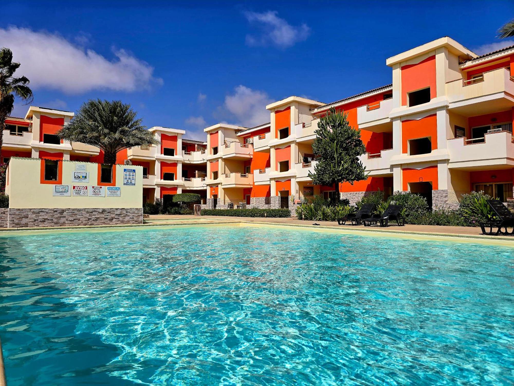 Paraiso Tropical Wifi And Pool Djadsal Moradias Apartamento *